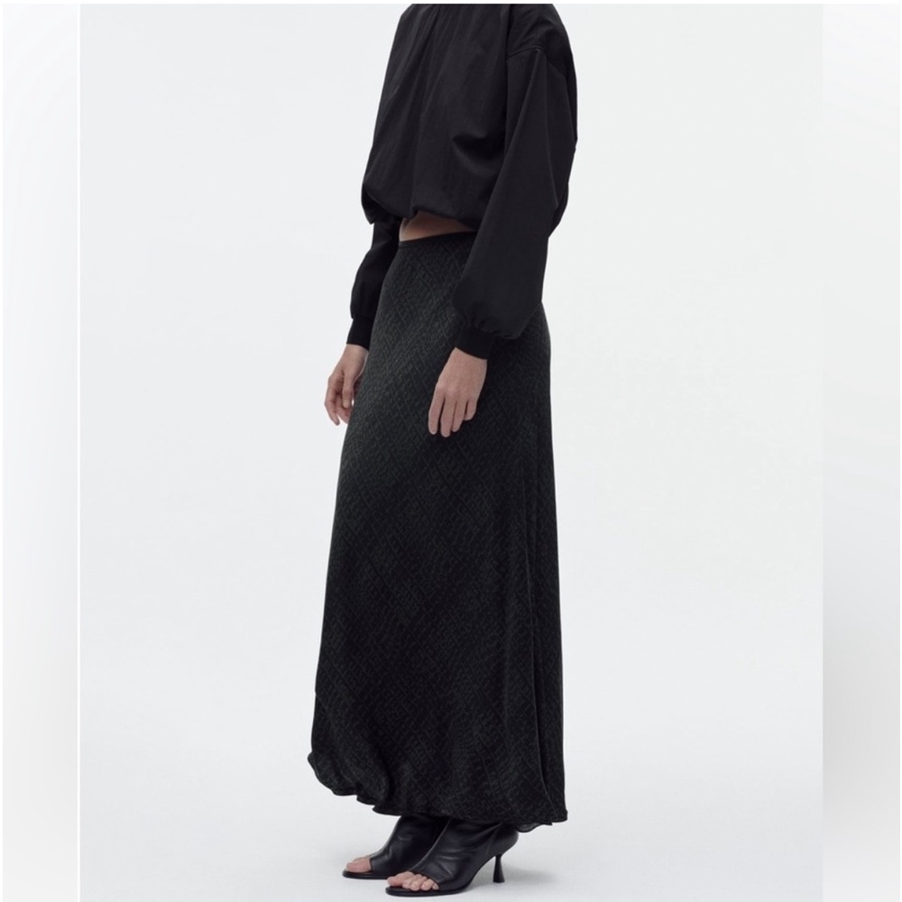 Zara NWT Flowy Midi Skirt - Picture 8 of 17